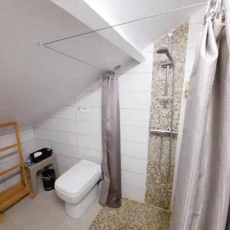 Bed & Breakfast Les Parides