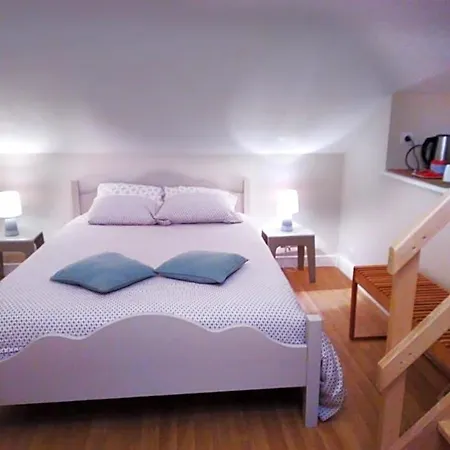 Les Paridés Bed & Breakfast